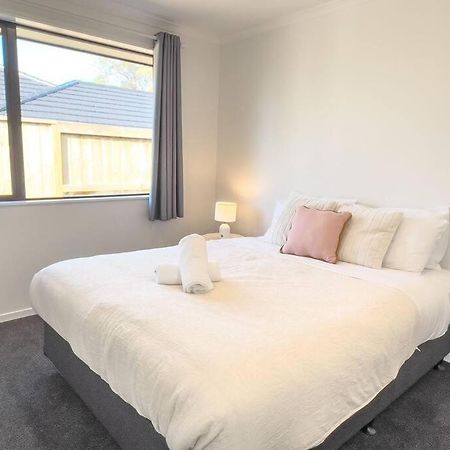 Peaceful 5 Bedrooms Retreat Rotorua Exterior photo